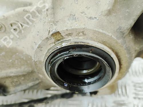 Front differential LAND ROVER DISCOVERY V (L462) 3.0 D 4x4 | BP33882631M23  - Image 8