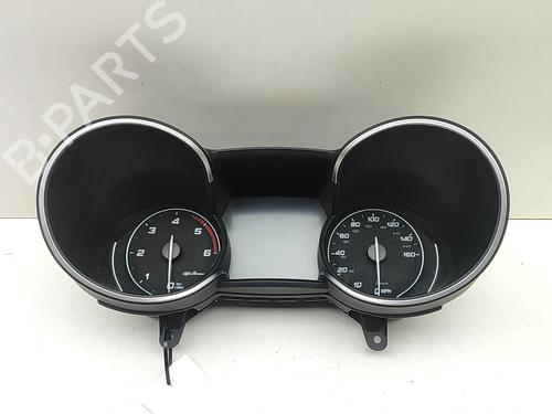 Used Instrument cluster Instrument cluster ALFA ROMEO STELVIO (949_) 2.2 D Q4 (949.AXB2A) (209 hp) 33625212 33625212
