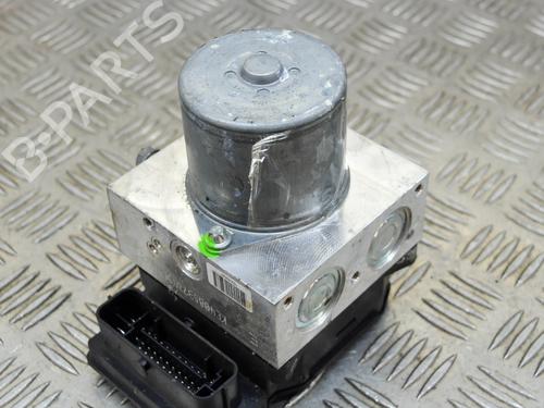 Used ABS pump ABS pump RENAULT CLIO III (BR0/1, CR0/1) 1.2 16V (BR02, BR0J, BR11, CR02, CR0J, CR11) (75 hp) 8145545 8145545