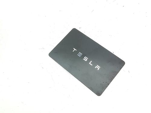 Electronic module TESLA MODEL Y (5YJY) Long Range All-wheel Drive | BP33625364M83  - Image 6