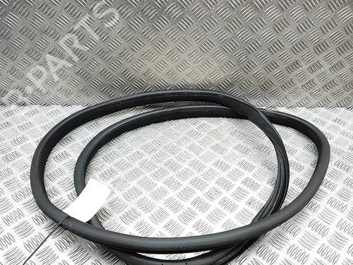 Gummiliste Gummiliste MERCEDES-BENZ S-CLASS (W222, V222, X222) S 350 BlueTEC / d (222.132, 222.032, 222.123) (258 hp) 37469811 37469811