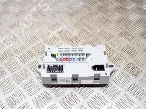 Used Fuse box Fuse box LAND ROVER RANGE ROVER VELAR (L560) 2.0 D180 TD4 4x4 (180 hp) 8936157 8936157