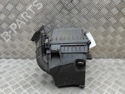 Used Air filter box JEEP GRAND CHEROKEE IV (WK, WK2) 3.0 CRD V6 4x4 (250 hp) 29829808
