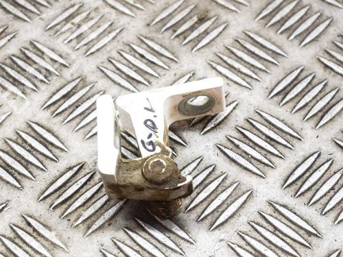 Hinge/Door check strap SKODA YETI (5L) 1.2 TSI 8K0831402A