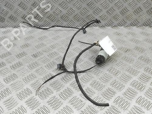 Motor do esguicho Motor do esguicho MERCEDES-BENZ GLE (V167) GLE 400 d 4-matic (167.123) (330 hp) 33937972 33937972