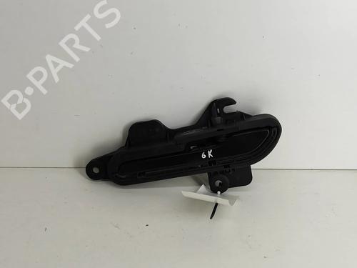 rear-left-exterior-door-handle-tesla-model-3-5yj3-2017-27774443 main image