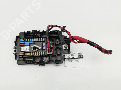 Used Fuse box Fuse box TESLA MODEL X (5YJX) 90D AWD (525 hp) 33382924 33382924