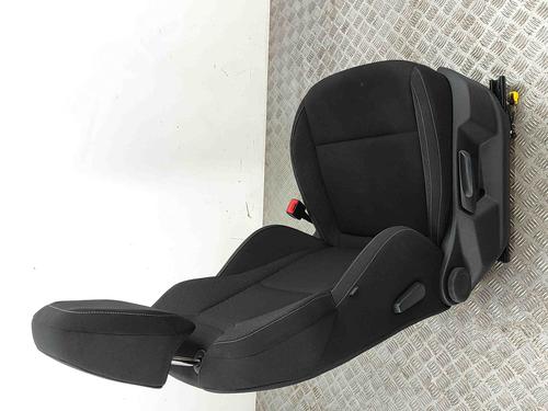 Right front seat SKODA KAROQ (NU7, ND7) 2.0 TDI | BP27788093C16