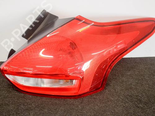 Used Right taillight FORD FOCUS III 2.0 ST (250 hp) 7735476