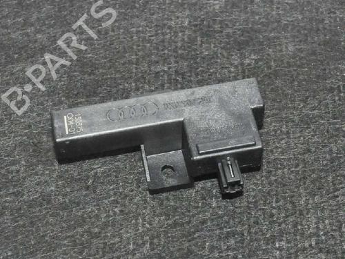 Antenne/Base AUDI Q5 (8RB) 3.0 TFSI quattro (272 hp) 8827416