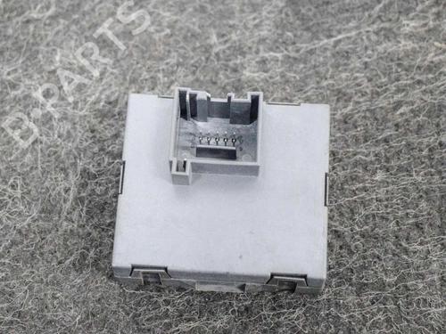 electronic-module-audi-a4-b8-avant-8k5-30-tdi-quattro-8k0959772-2007-2008-2009-2010-2011-2012-2013-2014-2015-2016-2017-7740366 main image