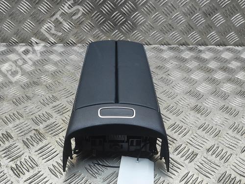 Used Armrest / Center console Armrest / Center console MERCEDES-BENZ A-CLASS (W177) A 200 (177.087) (163 hp) 33396181 33396181