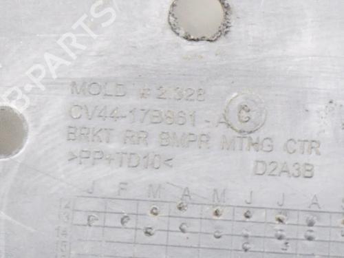 Kofangerbeslag bag FORD KUGA II (DM2) 2.0 TDCi | BP6758721C159