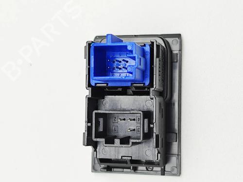 Warning switch SEAT TARRACO (KN2) 1.5 TSI ACT | BP36703383I22 - Image 6