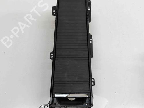 Used Cup/Object holder Cup/Object holder VOLVO V60 II (225) B6 Mild-Hybrid AWD (299 hp) 29459333 29459333