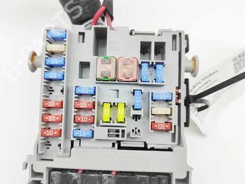 Fuse box SAAB 9-4X 3.0 XWD | BP38565694E1 - Image 6