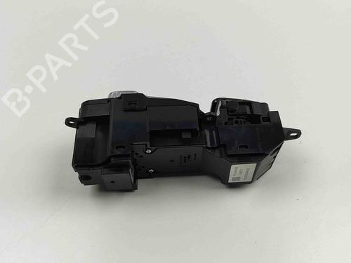 Switch VOLVO XC60 II (246) T6 Plug-In Hybrid AWD | BP27792340I30 