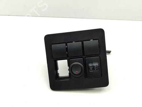 Used Switch Switch TOYOTA LAND CRUISER PRADO (_J15_) 2.8 D-4D (GDJ150_, GDJ155_, GDJ150, GDJ151) (177 hp) 33388767 33388767