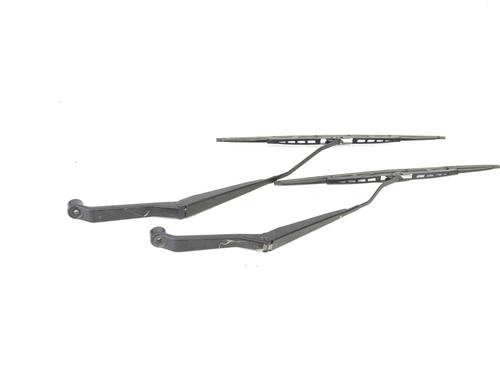 Used Front windshield wiper arm SUZUKI GRAND VITARA II (JT, TE, TD) 2.4 All-wheel Drive (JB424) (169 hp) 30212111