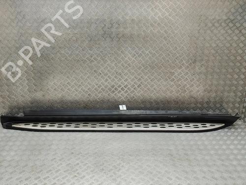 Used Left sideskirt Left sideskirt MERCEDES-BENZ GL-CLASS (X166) GL 350 CDI / BlueTec 4-matic (166.823, 166.824) (258 hp) 33386473 33386473