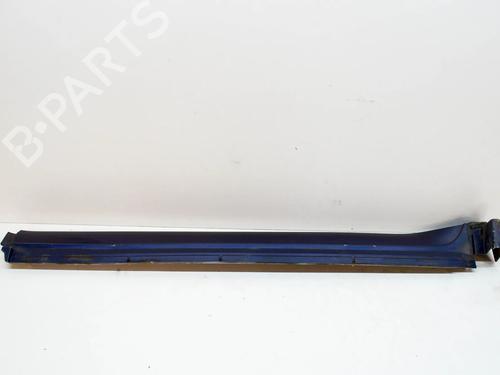 Used Left sideskirt MITSUBISHI PAJERO III (V7_W, V6_W) 2.5 TDi (V64W, V74W) (115 hp) 14630087