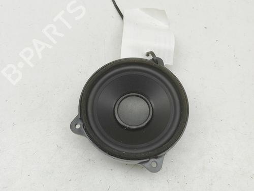 speaker-land-rover-range-rover-evoque-l551-2018-34443079 main image