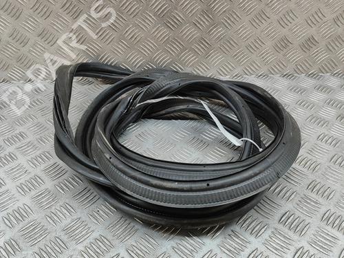 Rubber door seal JAGUAR I-PACE (X590) EV400 AWD | BP27778736C142 