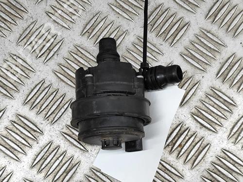 Used Auxiliary water pump BMW X5 (G05, F95) xDrive M 50 d (400 hp) 17444570