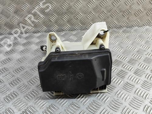 Used Fuse box MERCEDES-BENZ C-CLASS Coupe (C205) C 250 d 4-matic (205.309) (204 hp) 28955907