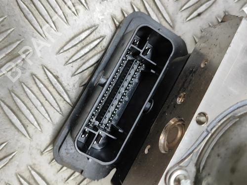 ABS pump TESLA MODEL Y (5YJY) EV Performance All-wheel Drive | BP34701497M43 - Image 5