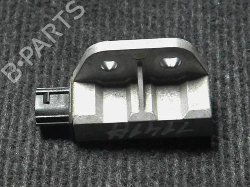 Used Electronic sensor NISSAN X-TRAIL I (T30) 2.0 (150 hp) 8827129