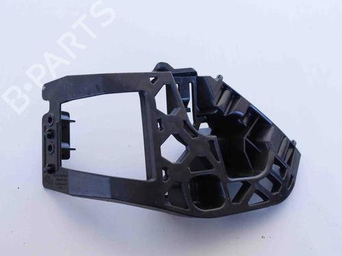 Kofangerbeslag foran BMW 8 Gran Coupe (G16, F93) M8 (600 hp) 30257266