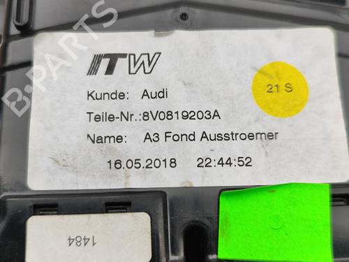 Air vent AUDI A3 Sportback (8VA, 8VF) 1.4 TFSI e-tron | BP27334597I21 