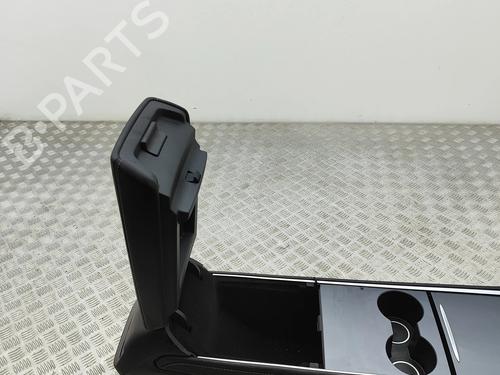 Middle console TESLA MODEL Y (5YJY) EV Performance All-wheel Drive | BP33798365I22 - Image 6