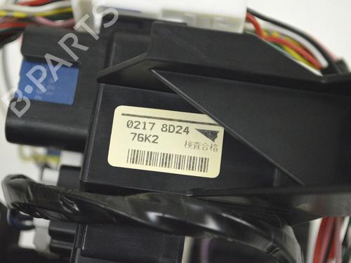 Fuse box SUZUKI GRAND VITARA II (JT, TE, TD) 2.4 All-wheel Drive (JT424, JB424, TDA4) | BP30219564E1 - Image 4
