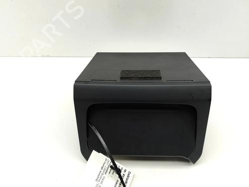 Used Glove box Glove box VOLVO XC40 (536) B3 Mild-Hybrid (163 hp) 33385377 33385377