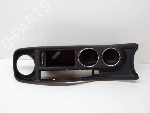 Used Middle console Middle console OPEL ZAFIRA TOURER C (P12) 2.0 CDTi (75) (130 hp) 14627582 14627582