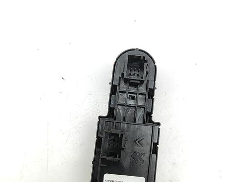 Right front window switch PEUGEOT 2008 II (UD_, US_, UY_, UJ_, UR_, UC_) e-2008 (UKZKXZ) | BP30131338I26