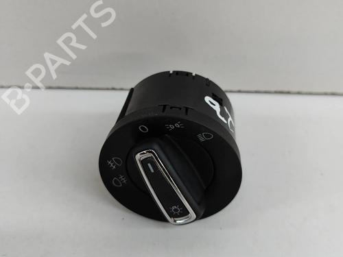 switch-seat-ateca-kh7-khp-10-tsi-5g0941431ah-2016-18165022 main image