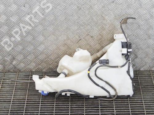 Windscreen washer tank VOLVO C30 (533) D2 | BP6763472C113