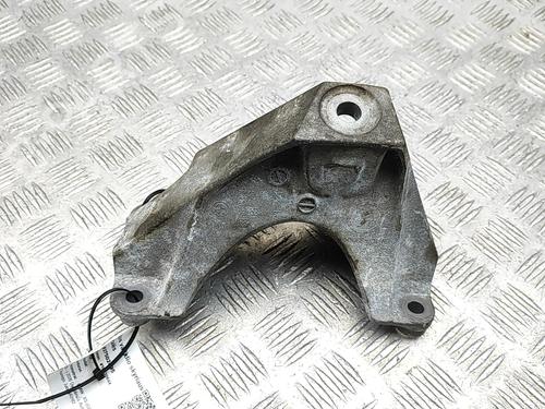 Motorophæng Motorophæng 37669786 37669786