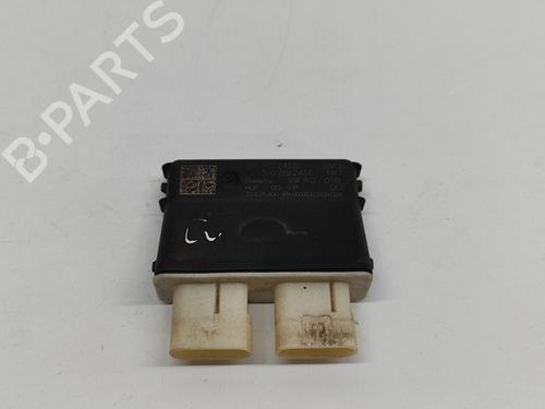 Used Electronic module PORSCHE TAYCAN Cross Turismo (Y1B) 4 (Y1BBD1) (476 hp) 28497742