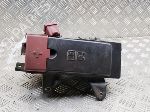 Used Fuse box Fuse box 39409259 39409259