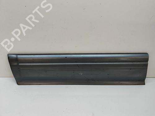 Dørliste TOYOTA LAND CRUISER 90 (_J9_) 3.0 TD (KZJ90_, KZJ95_, KZJ90R, KZJ95R, KZJ90W, KZJ95W) (125 hp) 33039058