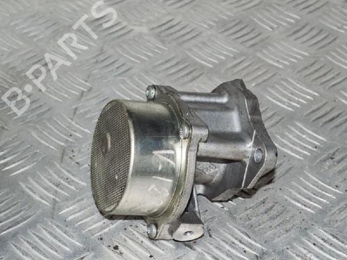 Used Vacuum pump DACIA SANDERO II 1.5 dCi (90 hp) 6717028