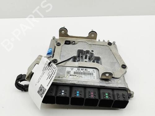Used Engine control unit (ECU) Engine control unit (ECU) PORSCHE 911 (992) 3.0 Carrera 4 S (992420) (450 hp) 33378456 33378456