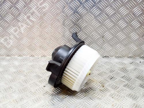 Heater blower motor LAND ROVER RANGE ROVER VELAR (L560) 2.0 D180 TD4 4x4 | BP9166179M62 