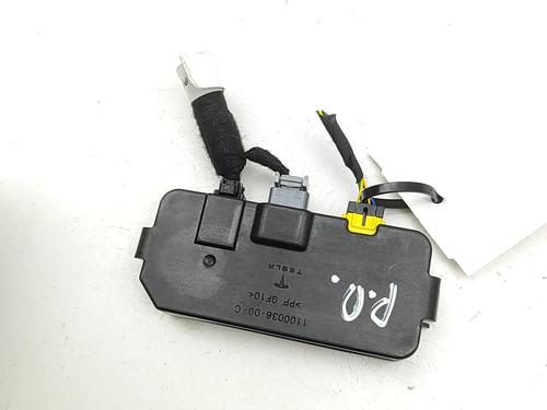 electronic-module-tesla-model-3-5yj3-2017-33825933 main image