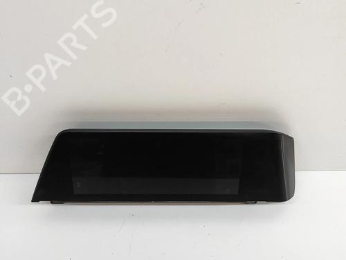 Used Display monitor BMW 3 (G20, G80, G28) M 340 i xDrive (374 hp) 24307651