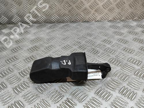hingedoor-check-strap-porsche-taycan-cross-turismo-y1b-2020-27772916 main image